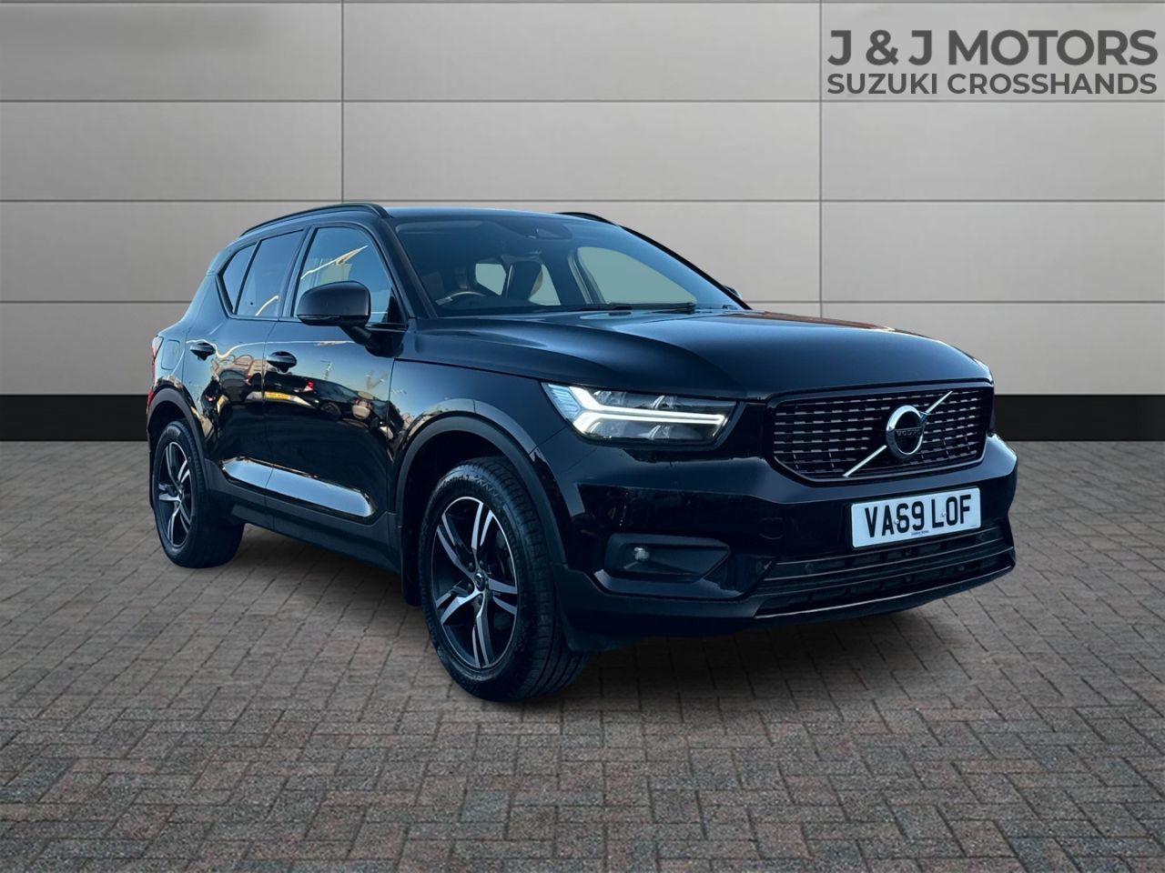 2020 Volvo XC40