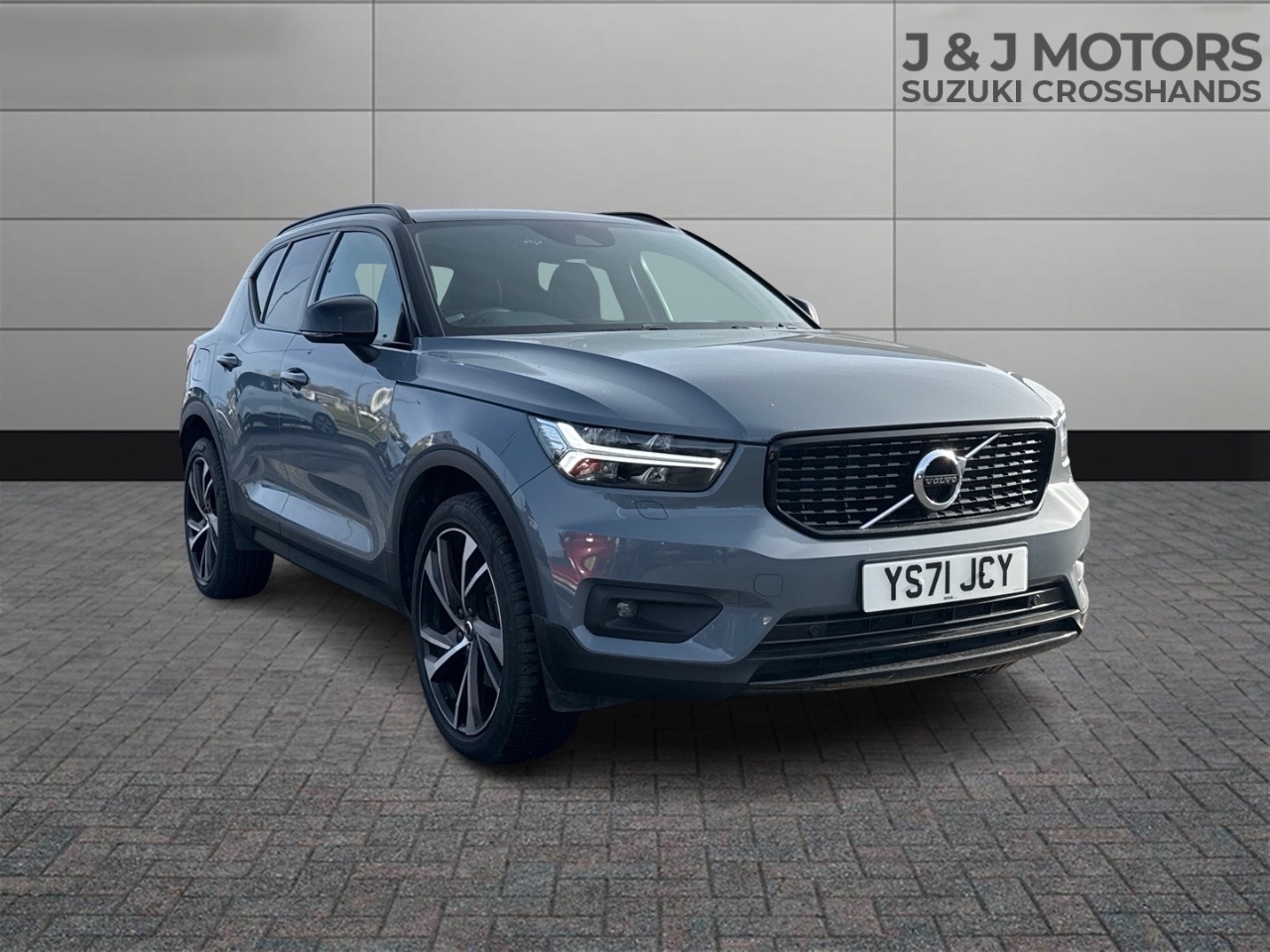 2021 Volvo XC40